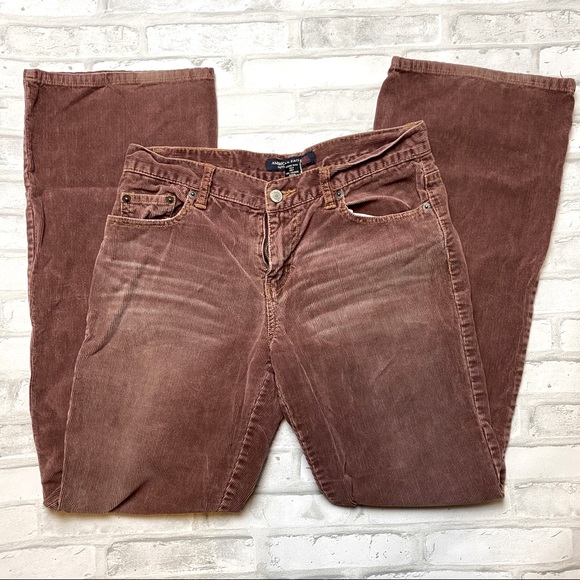 American Eagle Outfitters Denim - American Eagle maroon corduroy jeans